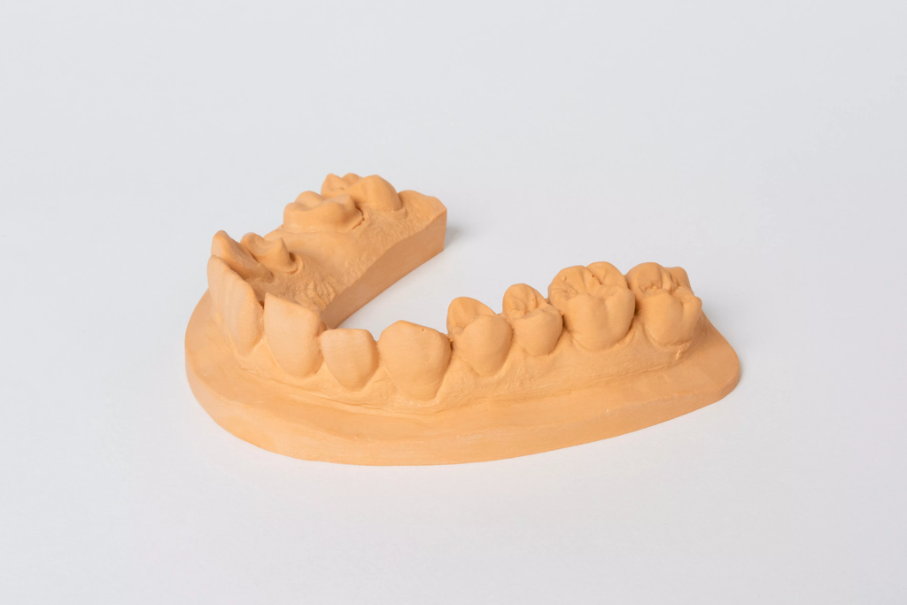 Uni-base 300, apricot  25kg